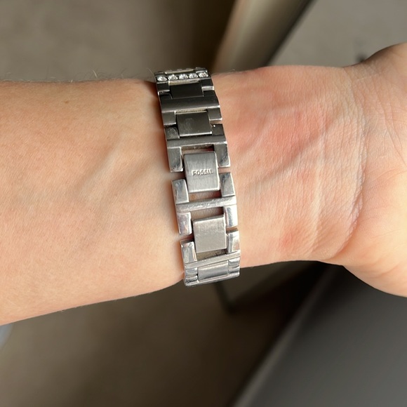 Fossil Watch - Picture 3 of 3